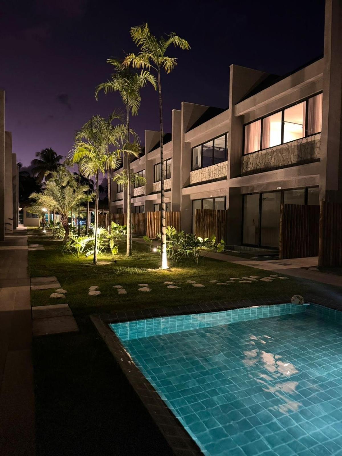 Manah Toque Apartment